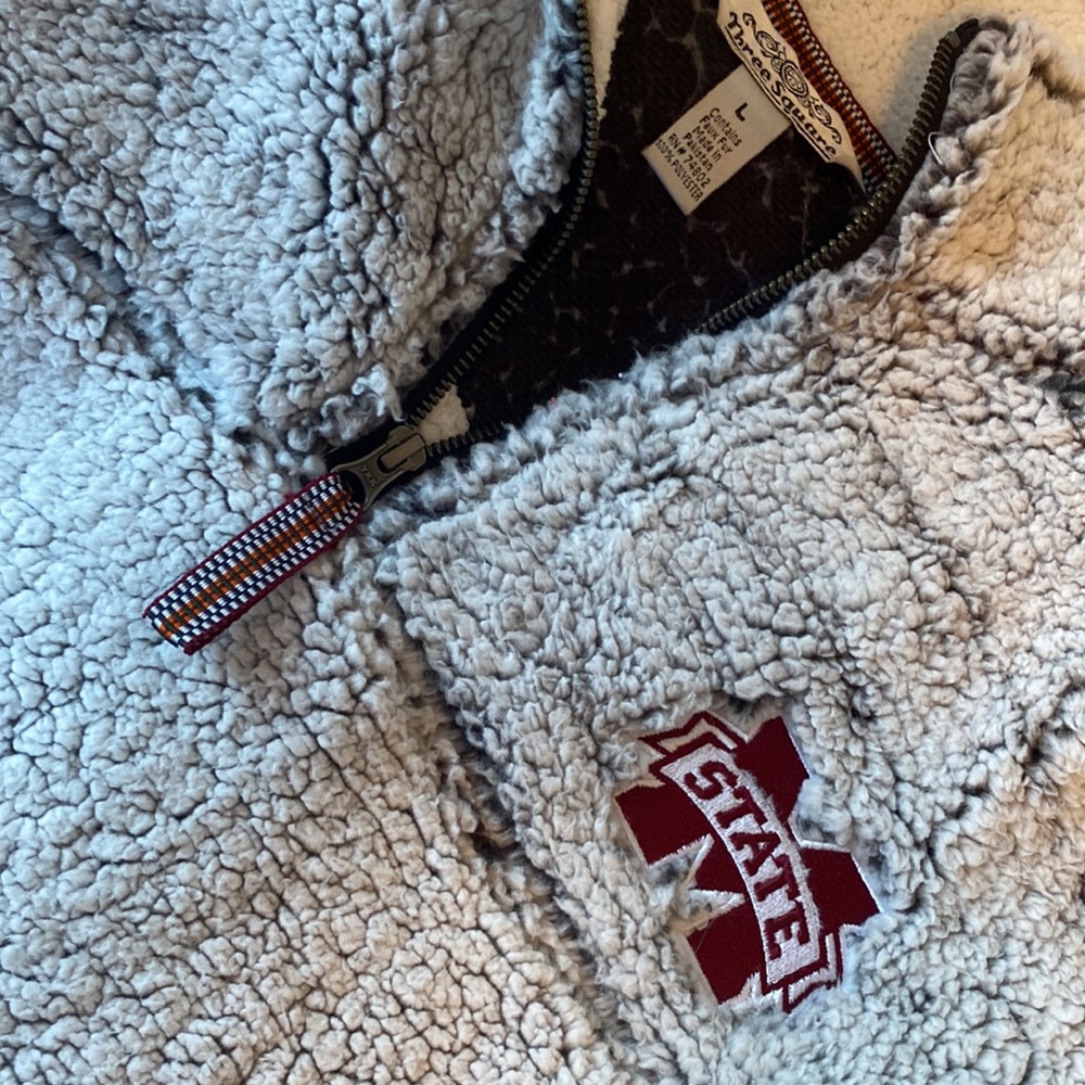 Pullover - Picture 2 of 3